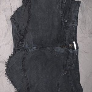 Black Aritizia Shorts